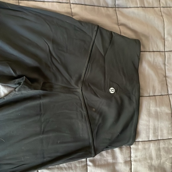 Lulu lemon black flared leggings - Picture 3 of 3